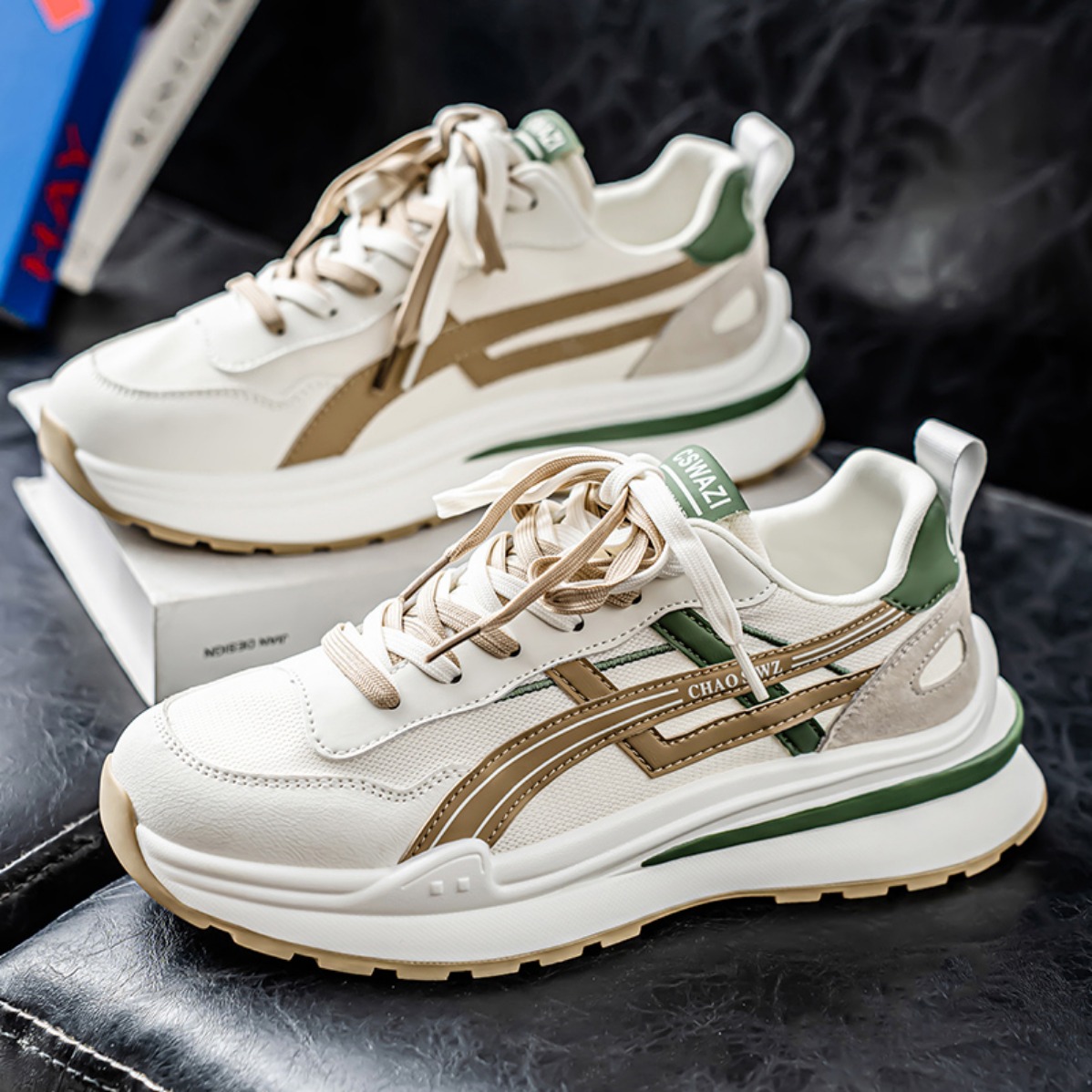 أحذية رياضية جديدة للرجال ذات  - مراجعة Badminton Shoes وسعره