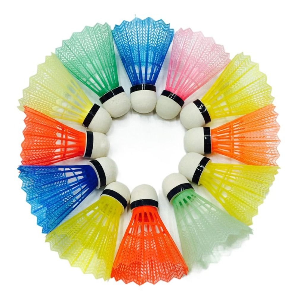 كرة فوم متعددة الألوان مقاومة  - مراجعة Feather Shuttlecock وسعره