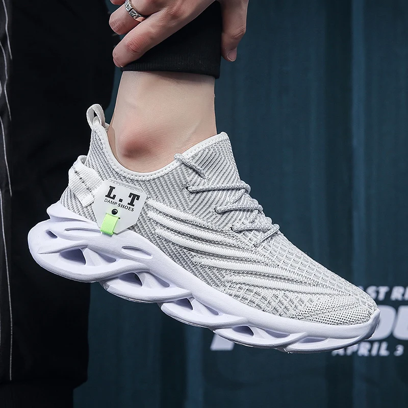 أحذية رياضية سوداء للرجال والن - مراجعة Badminton Shoes وسعره
